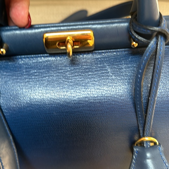 Revillon blue saffiano satchel leather bag made in Italy. Comes w/strap. - Picture 11 of 13